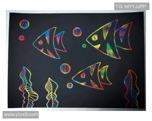 刮画纸艺术展现足球明星风采的创意作品欣赏与分享